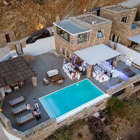 Carpe Diem: Sea & Sunset View In Kea Island Villa Ioulis