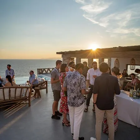 Carpe Diem: Sea & Sunset View In Kea Island Villa