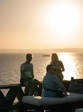 Carpe Diem: Sea & Sunset View In Kea Island Villa *