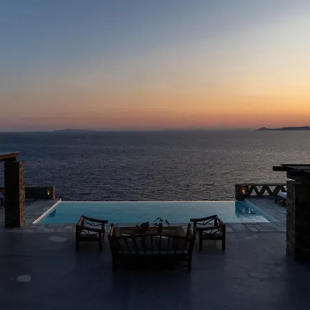 Carpe Diem: Sea & Sunset View In Kea Island Villa *
