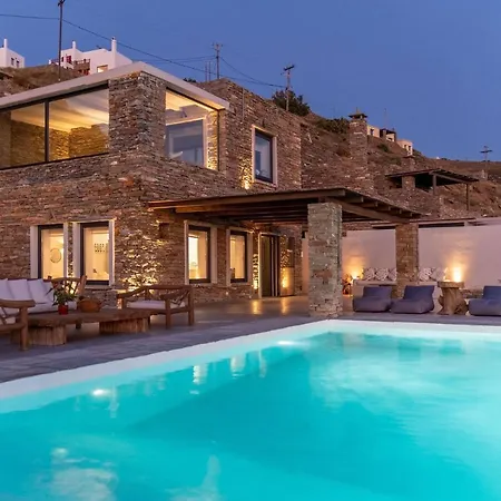 Carpe Diem: Sea & Sunset View In Kea Island Villa Ioulis